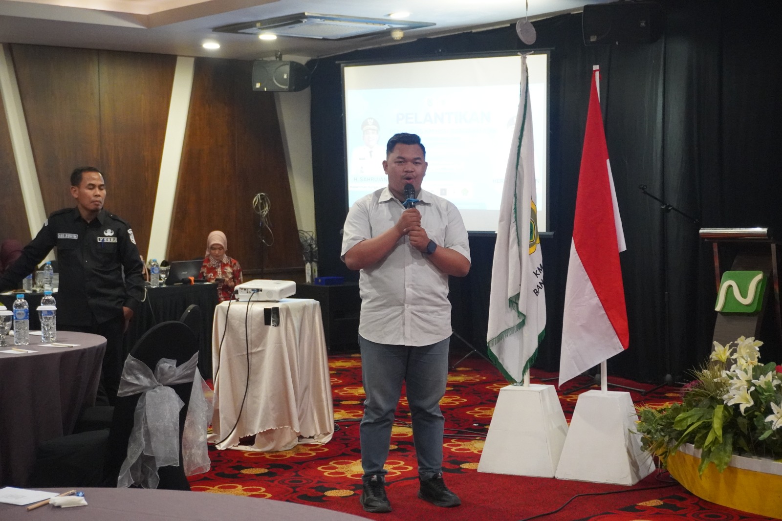 Pemkab HSU lantik KM HSU Banjarmasin, mahasiswa tagih beasiswa, Bupati Sahrujani siapkan dukungan pendidikan dan renovasi asrama 2026