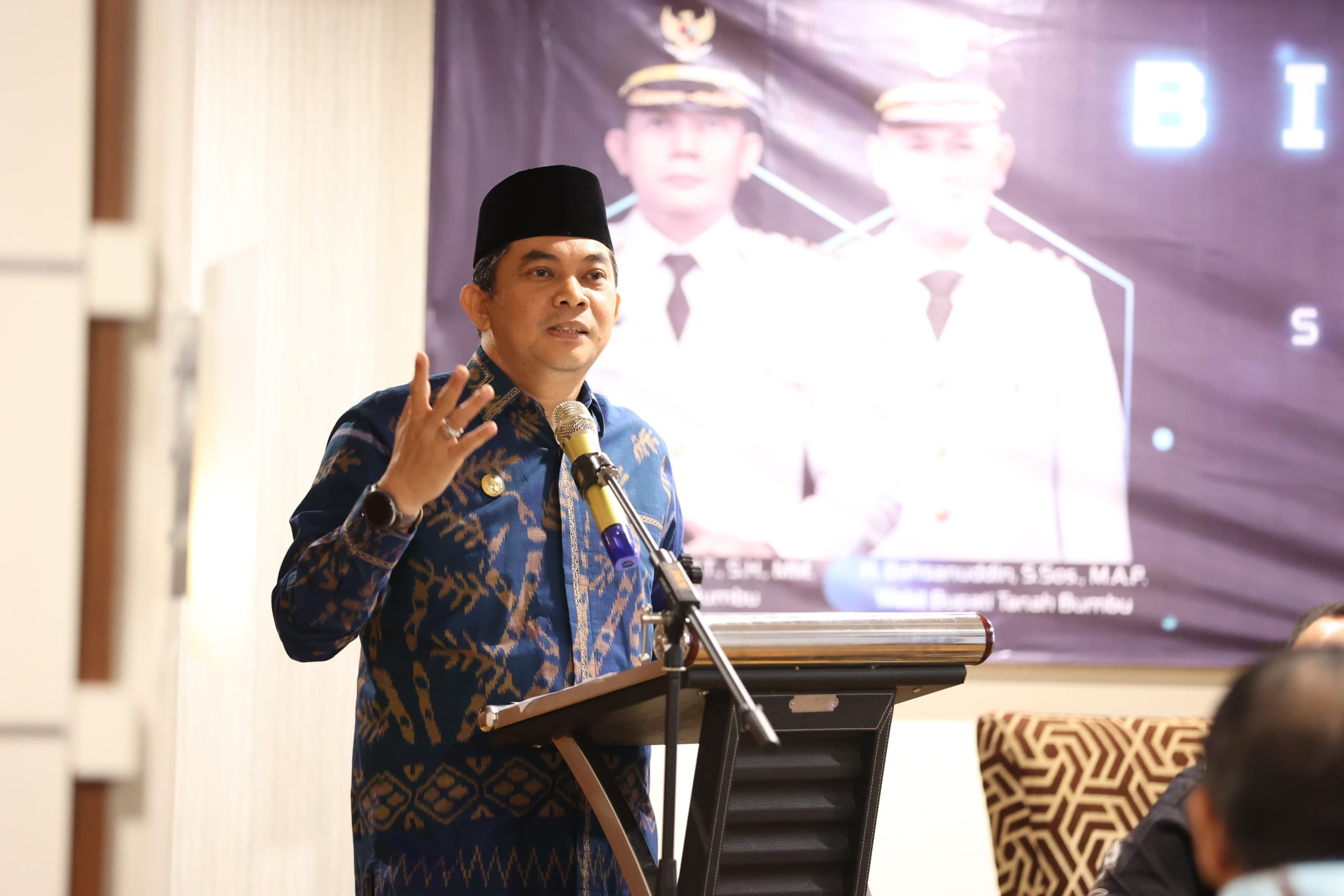 Bupati Tanah Bumbu Andi Rudi Latif resmi membuka Bimbingan Teknis (Bimtek) Sistem Informasi E-Monev Pro Tahun 2026