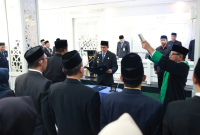 Bupati Andi Rudi Latif melantik sebanyak 23 Pejabat dilingkup Pemkab Tanah Bumbu. Acara tersebut terlaksana di Kantor Bupati, Batulicin