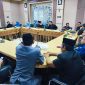 Rapat Badan Musyawarah (Banmus) DPRD Kabupaten Tanah Bumbu saat membahas dan menyusun jadwal agenda kegiatan dewan untuk bulan April 2026 di ruang rapat Komisi II.