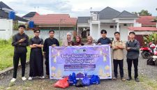 Himpunan Mahasiswa Administrasi Rumah Sakit (HIMARS INTAN) STIKES Intan Martapura menggelar kegiatan berbagi takjil dan buka puasa bersama
