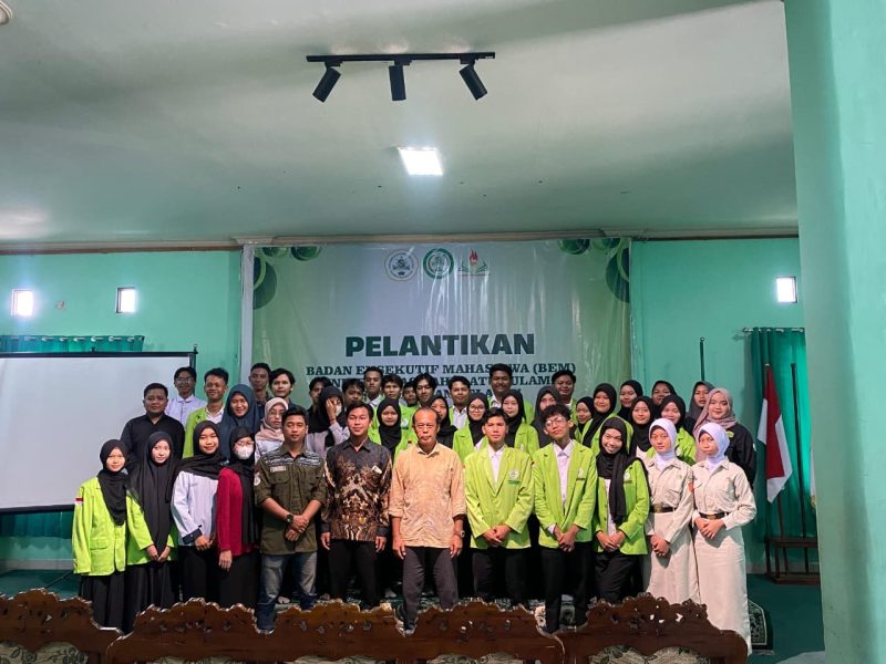 Badan Eksekutif Mahasiswa Universitas Nahdlatul Ulama Kalimantan Selatan secara resmi melaksanakan pelantikan pengurus BEM periode 2025/2026
