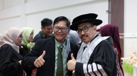 Rektor UNUKASE, Dr. Ir. H. Abrani Sulaiman,M.Sc., menghadiri rapat senat terbuka Universitas Islam Kalimantan Muhammad Arsyad Al Banjari