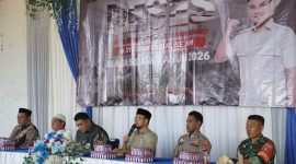 Wakil Ketua DPRD Tanah Bumbu, H. Sya'bani Rasul, saat menyampaikan sambutan dalam kegiatan reses masa sidang tahun 2026 di Kecamatan Satui, Kamis (09/04/2026).
