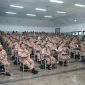 Sejumlah Kepala Desa se-Kabupaten Tanah Laut tampak khusyuk menyimak paparan materi dari dosen IPDN dalam sesi kelas retret kepemimpinan di Jatinangor, Selasa (14/04/2026). Foto : Humas Pmd