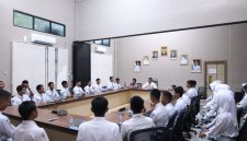 Seleksi calon Pasukan Pengibar Bendera Pusaka (Paskibraka) Kabupaten Tanah Bumbu tahun 2026 berlangsung di Batulicin. Para peserta mengikuti tahapan pembinaan dan pengarahan sebagai persiapan menuju seleksi tingkat provinsi dan nasional.
