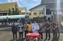 Bupati Tanah Laut memimpin upacara gabungan dalam rangka memperingati Hari Otonomi Daerah (Otoda) ke-30 sekaligus Hari Pendidikan Nasional (Hardiknas) 2026. (Pelitanusantara.net/Diyan).