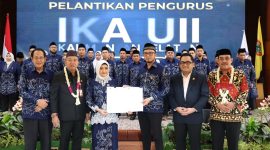 Pelantikan pengurus IKA UII Kalimantan Selatan periode 2026–2031 di Banjarmasin, Selasa (05/05/2026), dihadiri jajaran alumni, pemerintah daerah, dan tokoh nasional sebagai bentuk penguatan sinergi SDM, digitalisasi, dan investasi daerah.