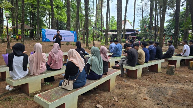 Peserta Deklarasi UMKM Pemuda Banua Kalimantan Selatan mengikuti kegiatan yang digelar Forum Kewirausahaan Pemuda (FKP) Kalsel di kawasan Pinus Mentaos, Sabtu (10/05/2026), sebagai upaya memperkuat kolaborasi dan pengembangan wirausaha muda di Banua.