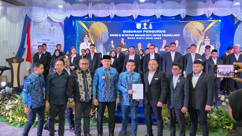 Bupati Tanah Laut Rahmat Trianto menghadiri pelantikan pengurus BPC HIPMI Tanah Laut periode 2026–2029 di Gedung Balairung Tuntung Pandang, Jumat (15/05/2026).