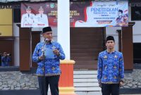 Wakil Bupati Tanah Laut, H. Muhammad Zazuli, memimpin apel gabungan yang digelar di halaman Kantor Bupati Tanah Laut, Senin (18/05/2026).