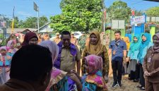 Suasana kebersamaan jajaran Pemkab Tanah Laut, Tim Penilai TPK2D Provinsi Kalsel, para kader PKK, Posyandu, serta warga Desa Damar Lima, Kecamatan Batu Ampar, Selasa (19/05/2026).