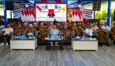 Wakil Bupati Tanah Laut HM Zazuli bersama jajaran pemerintah daerah dan pemangku kepentingan mengikuti peresmian penyelesaian Program Inpres Jalan Daerah Tahun Anggaran 2025 yang dipimpin Presiden Republik Indonesia secara virtual di Kediaman Gubernur Kalimantan Selatan, Banjarmasin Selatan, Selasa (23/06/2026).