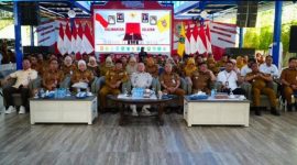 Wakil Bupati Tanah Laut HM Zazuli bersama jajaran pemerintah daerah dan pemangku kepentingan mengikuti peresmian penyelesaian Program Inpres Jalan Daerah Tahun Anggaran 2025 yang dipimpin Presiden Republik Indonesia secara virtual di Kediaman Gubernur Kalimantan Selatan, Banjarmasin Selatan, Selasa (23/06/2026).