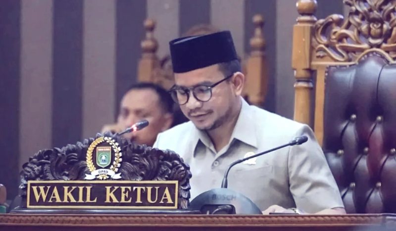 Wakil Ketua DPRD Tanah Bumbu, Sya’bani Rasul, mengapresiasi pengungkapan kasus sabu 1,9 kilogram oleh Polres Tanah Bumbu dan menekankan pentingnya pembinaan generasi muda melalui fasilitas publik yang memadai.