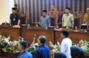 Suasana Rapat Paripurna DPRD Tanah Bumbu di Ruang Sidang Utama, Senin (15/06/2026).
