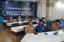 Jajaran Pemerintah Kabupaten Tanah Bumbu mengikuti secara virtual peresmian Mal Pelayanan Publik (MPP) oleh Menteri PANRB Rini Widyantini dari Command Centre Kantor Bupati Tanah Bumbu di Gunung Tinggi, Batulicin, Senin (15/06/2026).