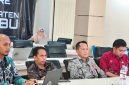 Jajaran Pemerintah Kabupaten Tanah Bumbu mengikuti kegiatan Validasi Hasil Pengukuran Indeks Pengelolaan Keuangan Daerah (IPKD) Tahun Anggaran 2024 Tahun Ukur 2025 secara virtual dari Ruang Digital Live Room Kantor Bupati Tanah Bumbu di Batulicin, Kamis (18/06/2026).