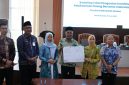 Penandatanganan komitmen transformasi Desa Ramah Perempuan dan Peduli Anak (DRPPA) menuju Ruang Bersama Indonesia (RBI) oleh perwakilan pemerintah desa dan kecamatan pada kegiatan Sosialisasi dan Penguatan Komitmen Pelaksanaan RBI di Kantor Bupati Tanah Bumbu, Batulicin, Jumat (19/06/2026).