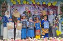 Suasana khidmat sekaligus meriah mewarnai jalannya acara Pelepasan dan Pentas Seni Akhir Tahun UPTD TK Negeri se-Kecamatan Takisung yang dihadiri langsung oleh Bunda PAUD Tanah Laut di Rumah Makan Gunung Batilai, Senin (22/06/2026).
