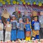Suasana khidmat sekaligus meriah mewarnai jalannya acara Pelepasan dan Pentas Seni Akhir Tahun UPTD TK Negeri se-Kecamatan Takisung yang dihadiri langsung oleh Bunda PAUD Tanah Laut di Rumah Makan Gunung Batilai, Senin (22/06/2026).