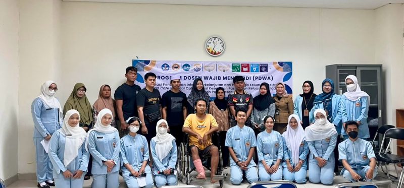 tim dosen dan mahasiswa dari FKIK ULM menghadirkan inovasi edukasi berbasis metode World Café yang interaktif dan partisipatif