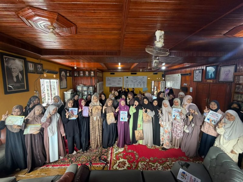 FKIK Universitas Lambung Mangkurat menyelenggarakan Penguatan Literasi Kesehatan Reproduksi melalui Media E-Komik dan Edugam