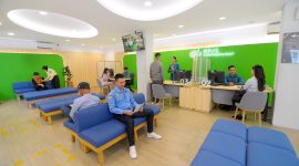 Suasana pelayanan di Kantor BPJS Ketenagakerjaan saat peserta mengakses layanan kepesertaan dan pengajuan klaim melalui kanal resmi yang disediakan.