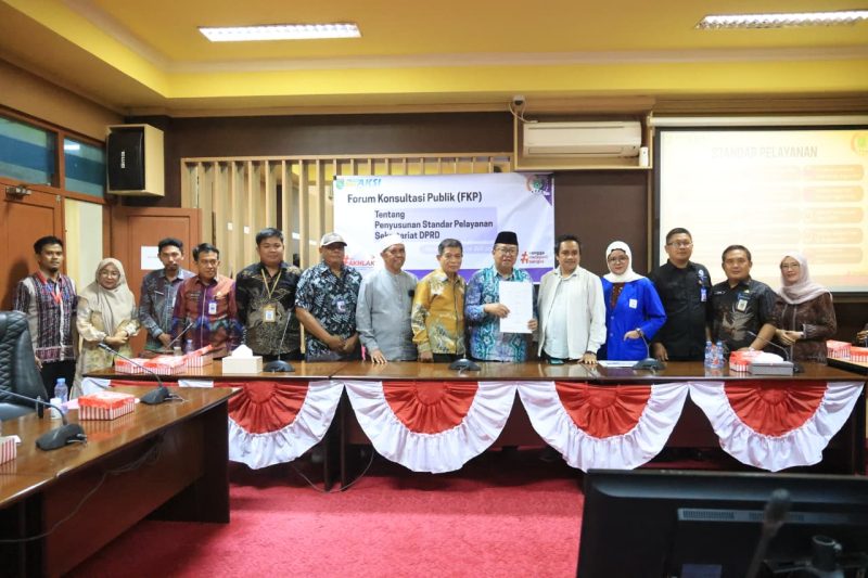 Forum Konsultasi Publik (FKP) penyusunan Standar Pelayanan yang digelar Sekretariat DPRD Kabupaten Tanah Bumbu, Kamis (10/07/2026). Foto: Humas DPRD Tanbu.