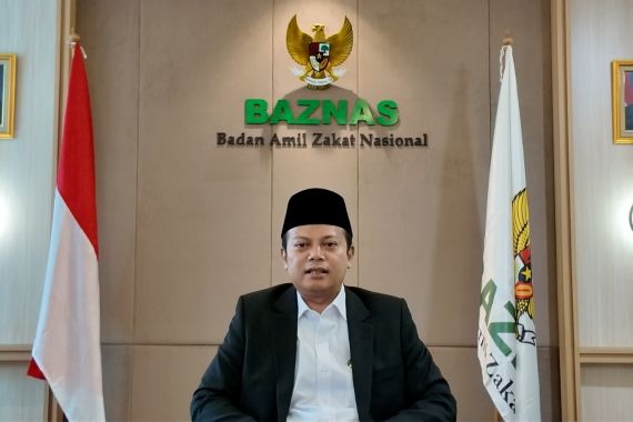 Pimpinan BAZNAS RI, Idy Muzayyad, menjelaskan sinergi BAZNAS dan BPJS Ketenagakerjaan dalam memberikan perlindungan Jaminan Kecelakaan Kerja (JKK) dan Jaminan Kematian (JKM) bagi pekerja rentan mustahik melalui dana ZIS.