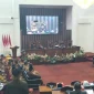 Rapat paripurna DPRD Tanah Bumbu membahas dua Raperda terkait  pemerintahan desa di ruang sidang utama DPRD Tanbu, Selasa (11/08/2026).