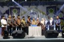 Sekretaris Daerah Tanah Bumbu Yulian Herawati mewakili Bupati Andi Rudi Latif secara simbolis membuka Musabaqah Tilawatil Qur'an Nasional (MTQN) ke-23 tingkat Kecamatan Simpang Empat di Lapangan Polres Lama, Desa Bersujud, Rabu malam, (05/08/2026).