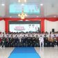 Bupati Tanah Bumbu Andi Rudi Latif mengukuhkan Paskibraka Angkatan 23 Tanah Bumbu Tahun 2026 di Batulicin, Sabtu (15/08/2026).