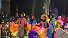 Tala Ethnic Carnival 2026, di Kota Pelaihari, Kabupaten Tanah Laut, Kalimantan Selatan, berlangsung meriah pada Sabtu malam, 15 Agustus 2026