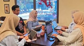 Tim PKM-RSH Universitas Lambung Mangkurat melaksanakan penelitian bertajuk Di Balik Romansa Remaja, dampak dari komunikasi menyakitkan