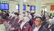 Sebanyak 79 mahasiswa mengikuti prosesi yudisium yang menjadi penanda berakhirnya perjalanan akademik mereka di STIKes Intan Martapura