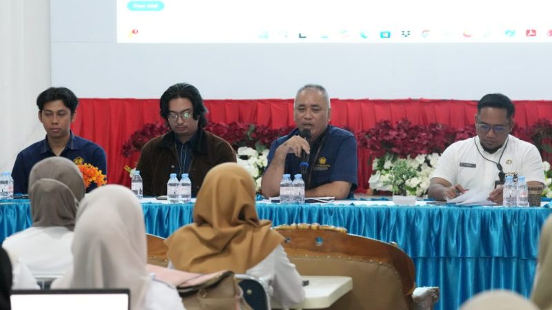 Pemkab Tanah Bumbu melalui Bapenda menggelar Bimtek Peningkatan Kapasitas SDM bagi aparatur Bapenda dan SKPD penghasil di Gedung PKK, Kapet, Simpang Empat, Rabu (2/9/2026)