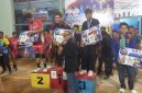 Tim Voli Tanah Bumbu meraih dua gelar juara 1 kategori umum putra dan putri pada Kejurprov Voli Indoor 2026 di Kotabaru.