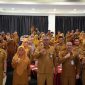Staf Ahli Bidang Ekonomi, Pembangunan, dan SDM Tanah Bumbu Adrianto Wicaksono saat mewakili Bupati Andi Rudi Latif membuka Workshop Peningkatan Kapasitas SDM BLUD di Batulicin, Selasa (8/9/2026).