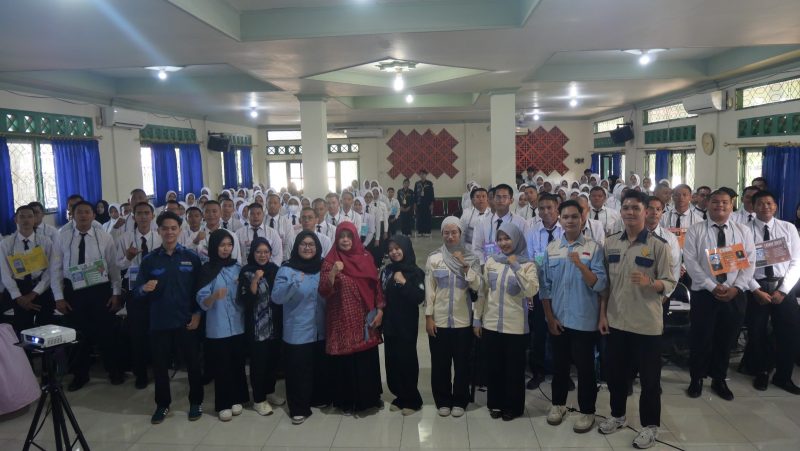 STIKes Intan Martapura melaksanakan kegiatan Latihan Keterampilan Manajemen Mahasiswa (LKMM) selama tiga hari, 