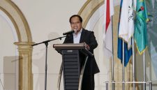 Hadiri Wisuda STIKes Intan Martapura, Plt Kepala LLDIKTI XI Dorong Peningkatan Mutu dan Integritas Perguruan Tinggi
