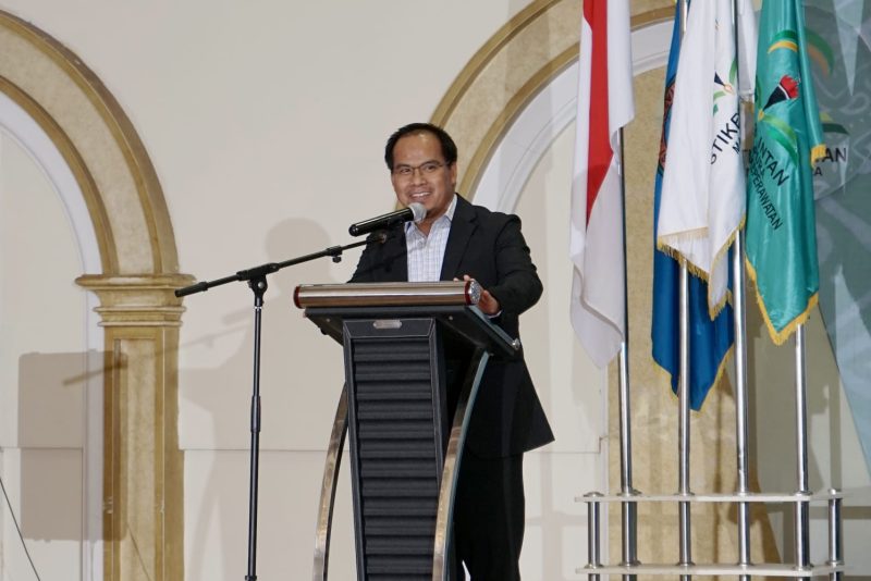 Hadiri Wisuda STIKes Intan Martapura, Plt Kepala LLDIKTI XI Dorong Peningkatan Mutu dan Integritas Perguruan Tinggi