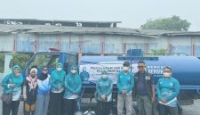 TP PKK Provinsi Kalimantan Selatan bergerak cepat menyalurkan air bersih kepada warga di sejumlah wilayah Kota Banjarmasin