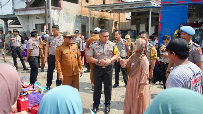Kapolres Tanah Bumbu mendatangi Gang Andalas, Jalan Transmigrasi Pelajau, RT 13, Kelurahan Kampung Baru, Kecamatan Simpang Empat