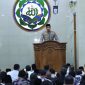 Kapolri Jenderal Polisi Suyudi Ario Seto saat menjadi khatib salat Jumat di Masjid Al-Ikhlas, Mabes Polri, Jumat (9/10/2026).