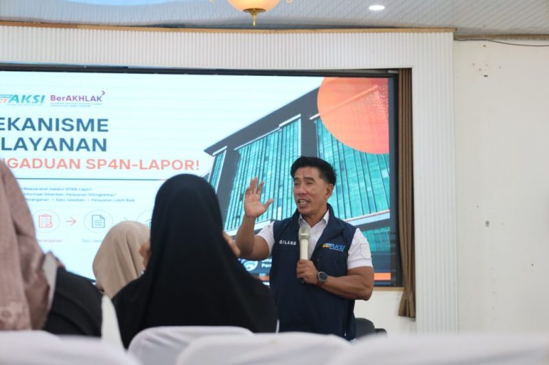Diskominfosp Tanah Bumbu menggelar monitoring dan evaluasi SP4N LAPOR! bagi admin sekolah tingkat TK, SD, dan SMP se-Kabupaten Tanah Bumbu di Pendopo Kantor Bupati, Batulicin, Rabu (14/10/2026).