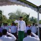 Bupati Tanah Laut, H. Rahmat Trianto, saat menjadi pembina upacara Peringatan Hari Santri Nasional 2026 di Pondok Pesantren Al-Fatih, Kamis (22/10/2026). / Ist