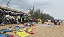 Suasana perhelatan Festival Layang-Layang 2026 sekaligus galang dana di Pantai Batakan Baru | Foto : Istimewa