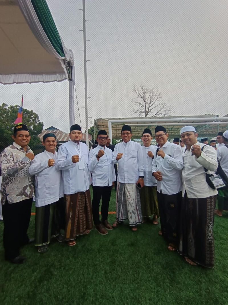 Rektor UNUKASE, Dr. Ir. H. Abrani Sulaiman, M.Sc., menghadiri Upacara Peringatan Hari Santri Nasional (HSN) 2026
