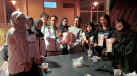 Mahasiswa Kelompok 1 Kelas A Jurusan Keperawatan FKIK, ULM melaksanakan pendidikan kesehatan bertema “Pencegahan Anemia pada Remaja Putri”